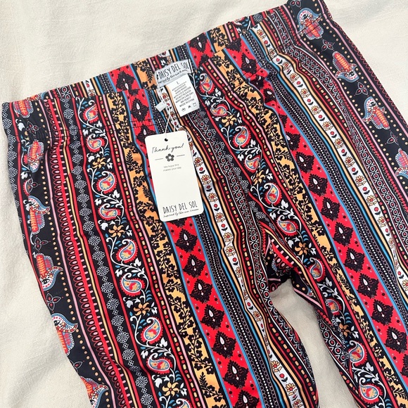 Forbidden Boho Flare Leggings NWT - L - Picture 4 of 5
